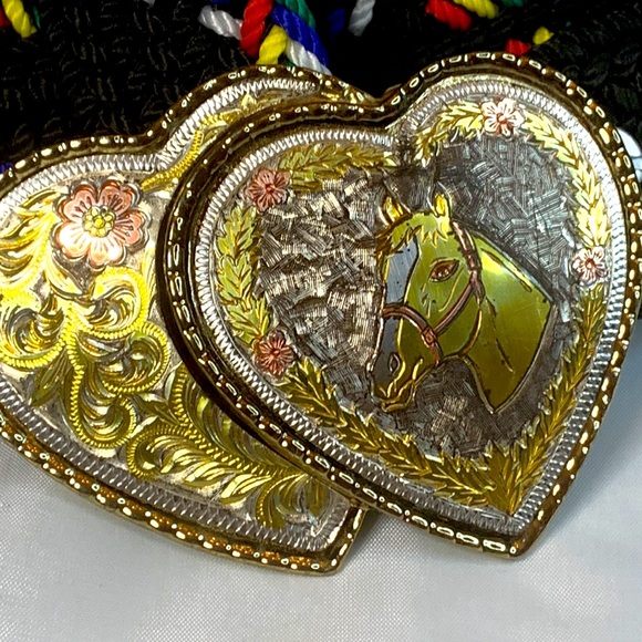 Western Rope Belt Double Heart Buckle Horse Head Sz Adjustable to 36” - Picture 2 of 4
